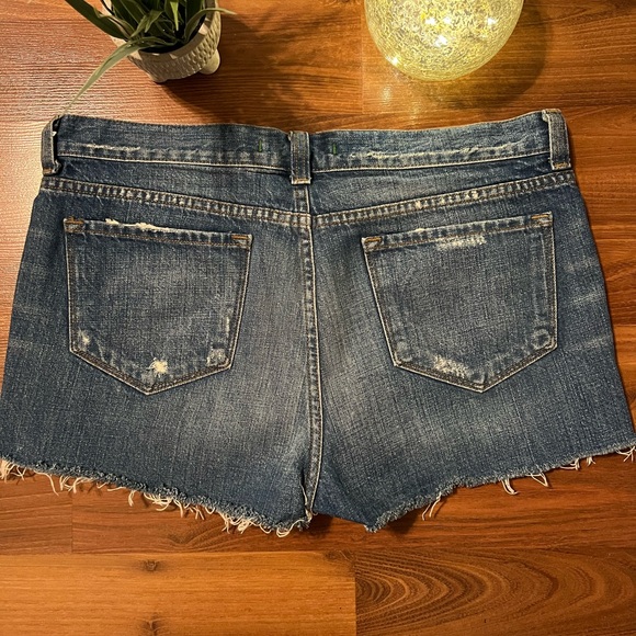 Excellent Condition J Brand Cut Off Jean Shorts Size 31. - Picture 3 of 5